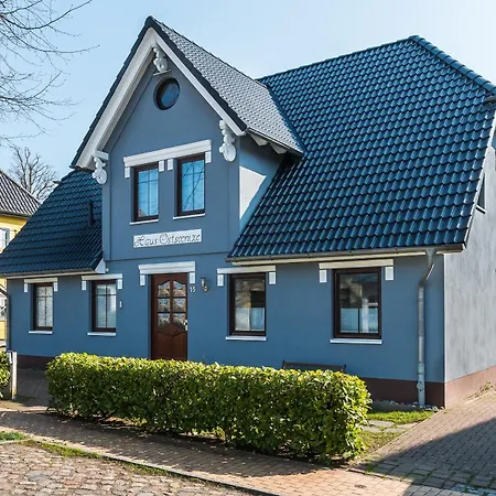 Haus Ostseenixe 04 *