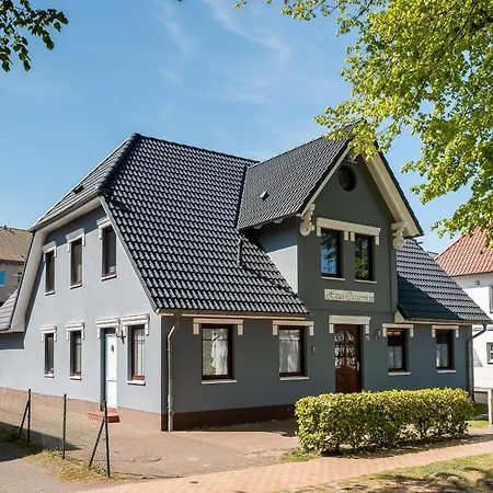 Haus Ostseenixe 04 公寓 *