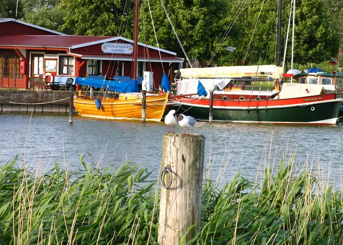 Haus Ostseenixe 04 アパート ヴストロ