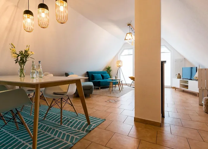 Haus Ostseenixe 04 アパート ヴストロ