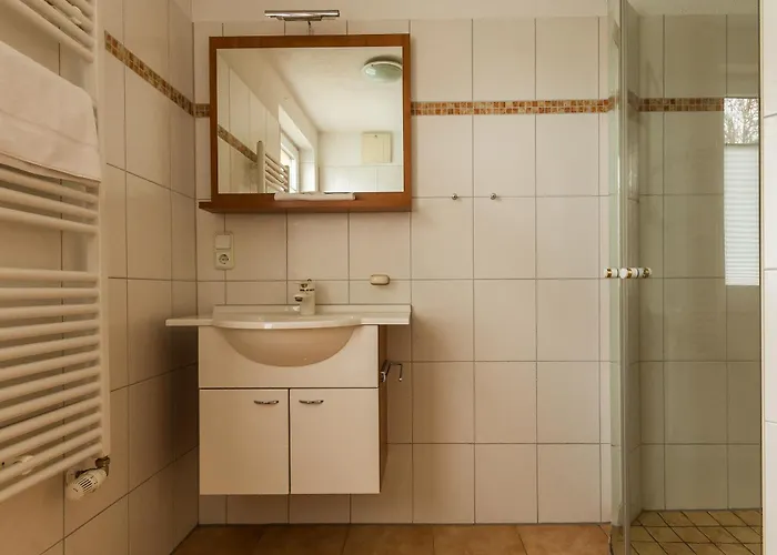 Haus Ostseenixe 04 ヴストロ