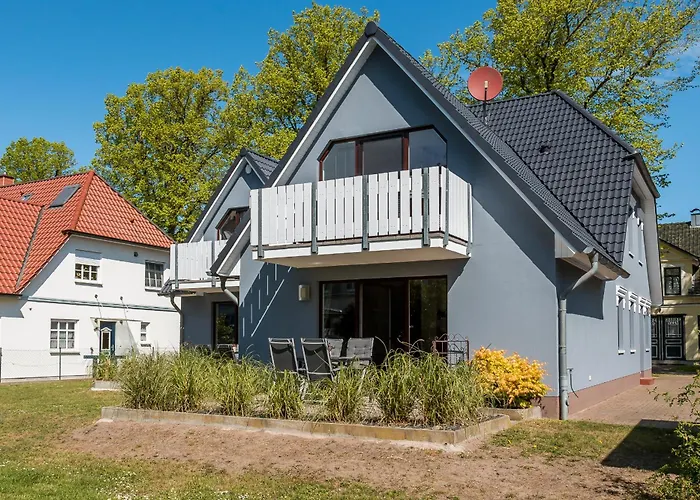 Haus Ostseenixe 04 アパート ヴストロ